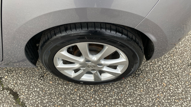 Vauxhall Corsa 1.2 SE Premium 5dr Petrol Hatchback